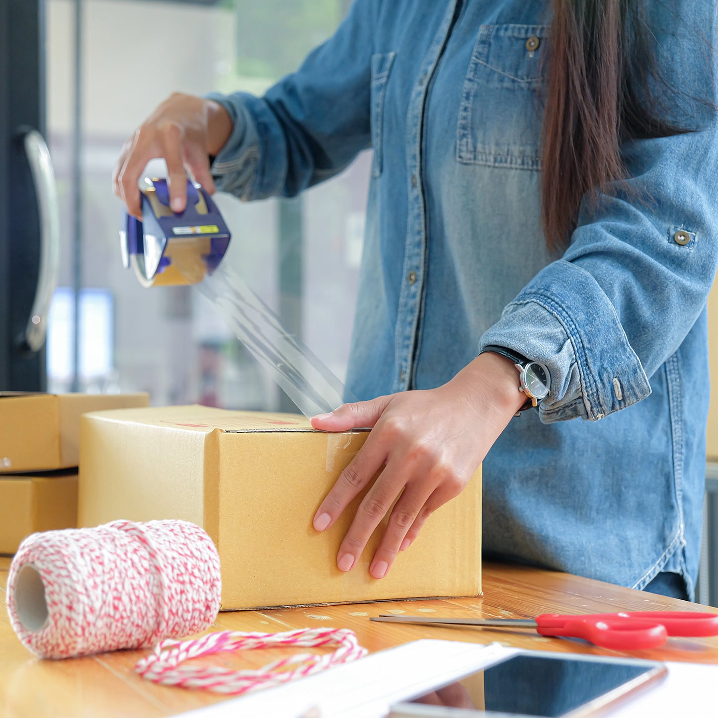 9084 High Adhesive Transparent Tape For Home Packaging. (120 Meter)