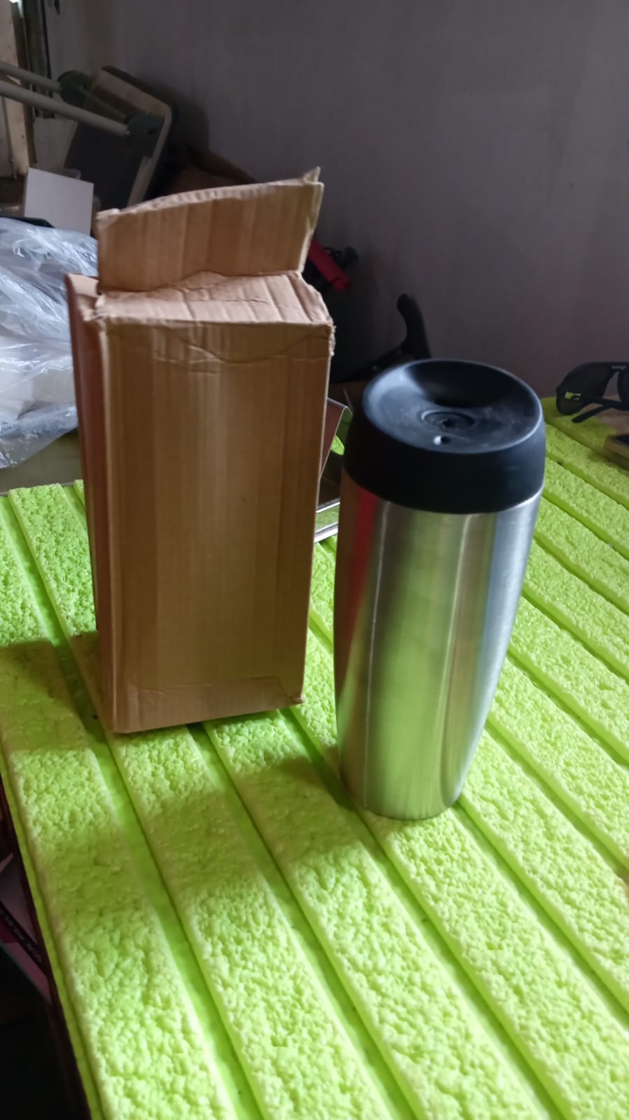 Stainless Steel Vacuum Insulated Coffee Cups (850 ml)