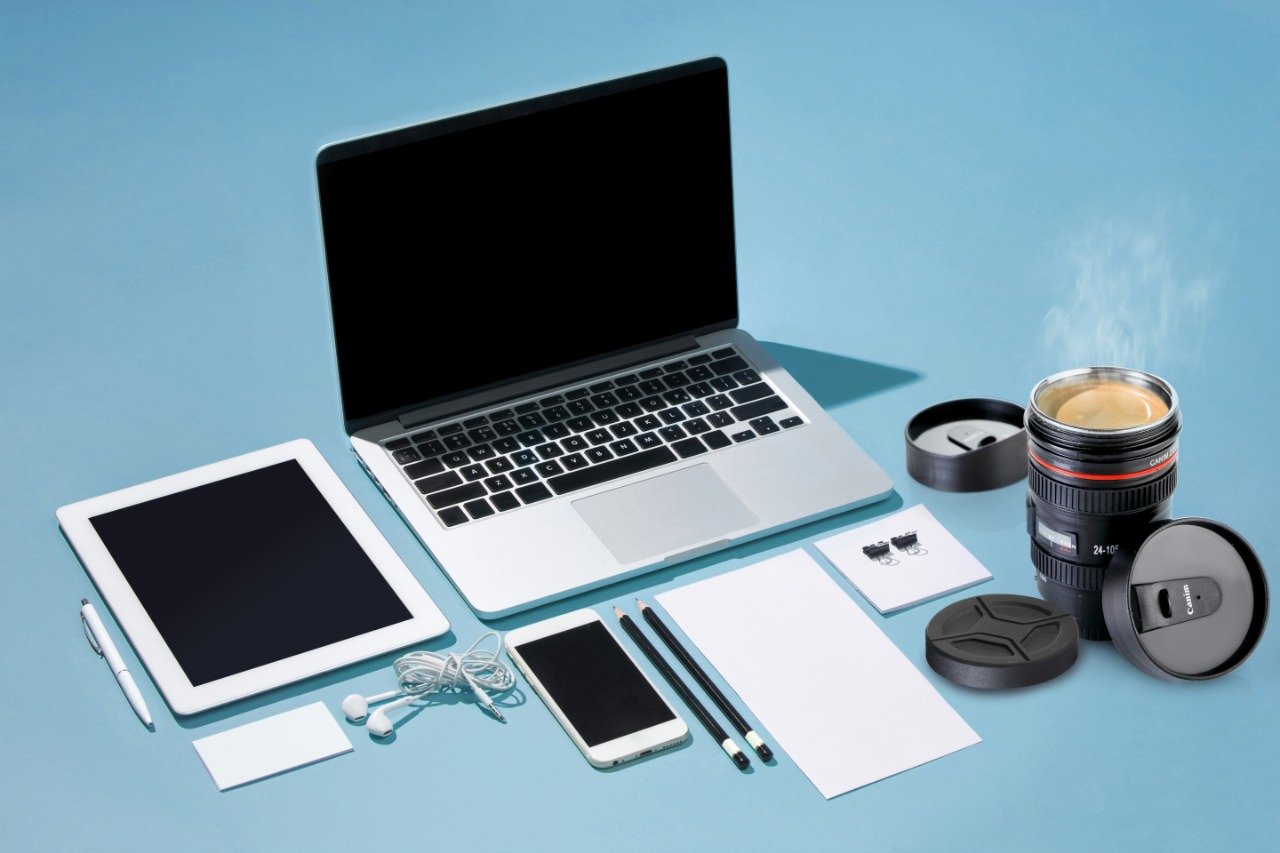 DSLR Camera Lens Shaped Mug With Lid