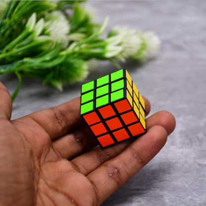 Mini Cube Puzzle Game For Boy And Girl Magic Cube For Birthday Gift (1 pc)
